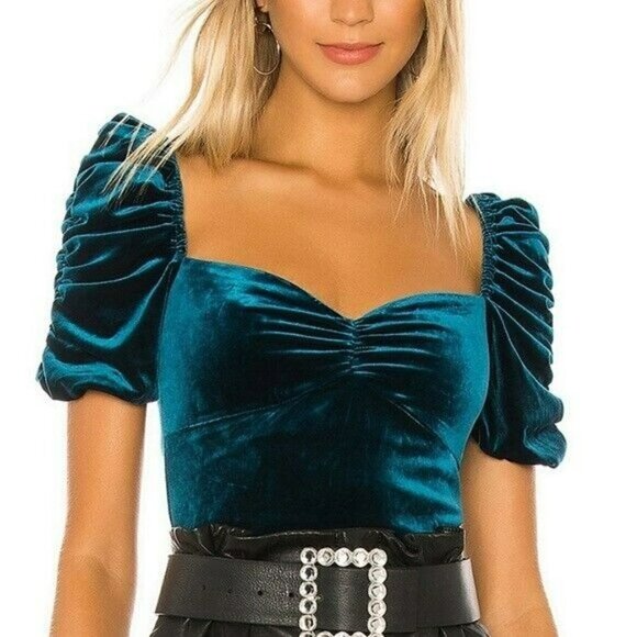 Lovers + Friends Genevieve Green Velvet Top Woman's Sz S Sold Out on REVOLVE NWT - Picture 1 of 9